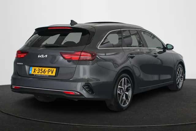 Kia Ceed Sportswagon (2024) thumbnail 3