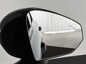 Volvo EX30 (2024) thumbnail 25