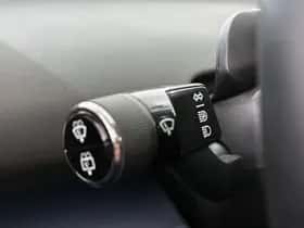 Volvo EX30 (2024) thumbnail 36