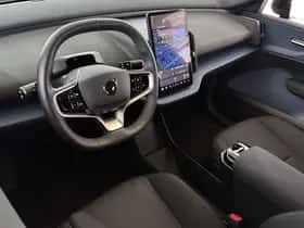 Volvo EX30 (2024) thumbnail 5