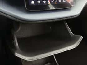 Volvo EX30 (2024) thumbnail 42