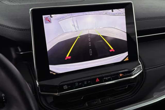 Jeep Compass (2022) thumbnail 17