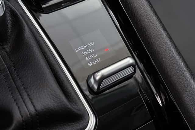 Jeep Compass (2022) thumbnail 23