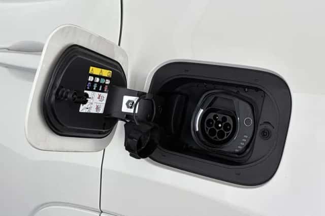 Jeep Compass (2022) thumbnail 34