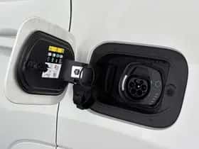 Jeep Compass (2022) thumbnail 34