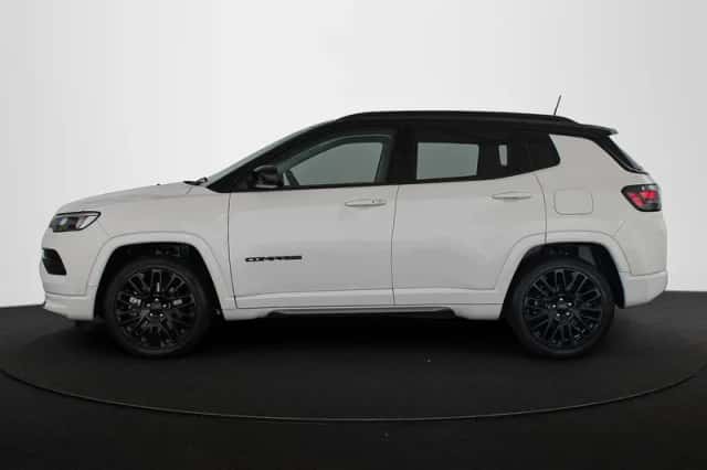 Jeep Compass (2022) thumbnail 36