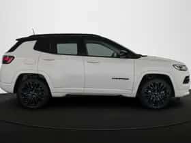 Jeep Compass (2022) thumbnail 37