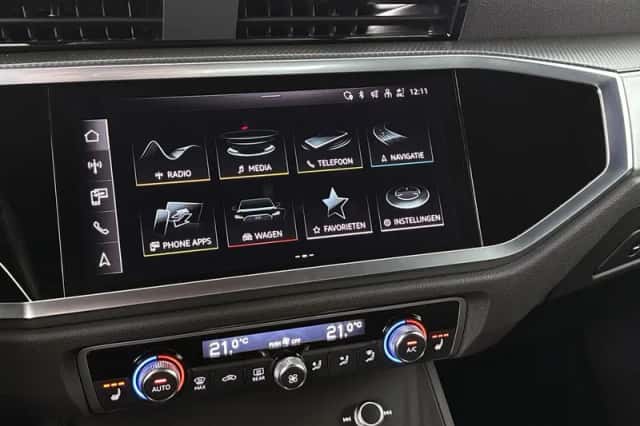 Audi Q3 (2022) thumbnail 13
