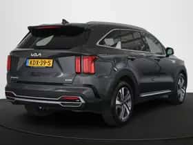 Kia Sorento (2023) thumbnail 3