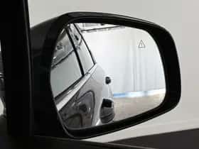 Kia Sorento (2023) thumbnail 30