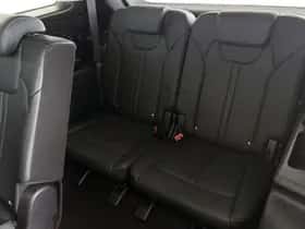 Kia Sorento (2023) thumbnail 42