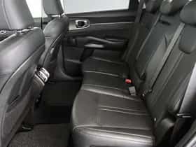 Kia Sorento (2023) thumbnail 7