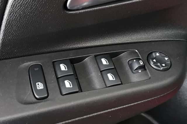 Opel Corsa (2021) thumbnail 26
