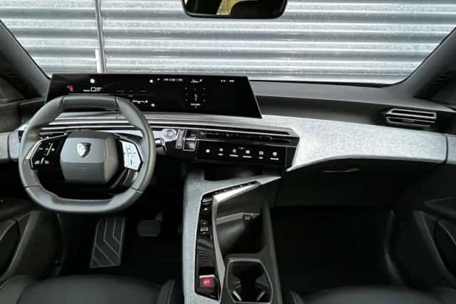 Peugeot 3008 (2025) thumbnail 8