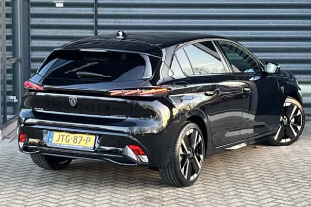Peugeot 308 (2025) thumbnail 5