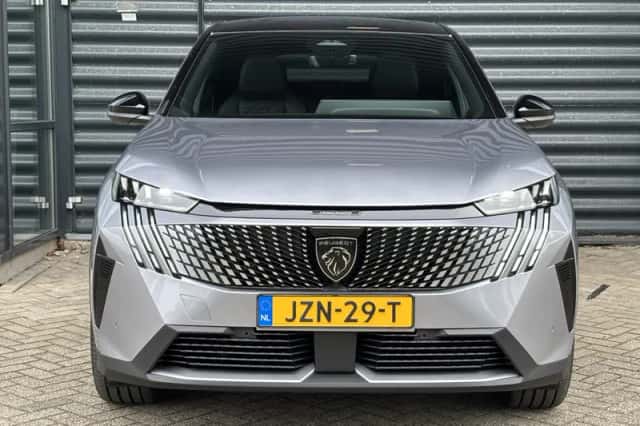 Peugeot 3008 (2026) thumbnail 2