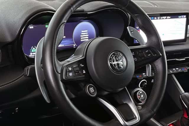 Alfa Romeo Tonale (2024) thumbnail 11