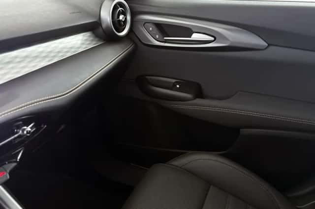 Alfa Romeo Tonale (2024) thumbnail 43