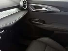 Alfa Romeo Tonale (2024) thumbnail 43