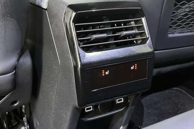 Peugeot 3008 (2025) thumbnail 34
