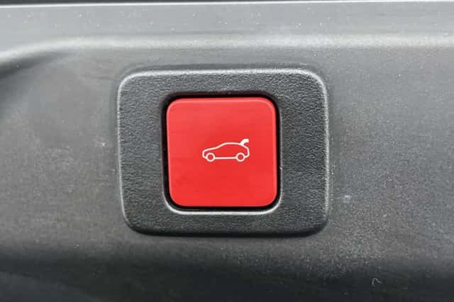 Peugeot 3008 (2025) thumbnail 39