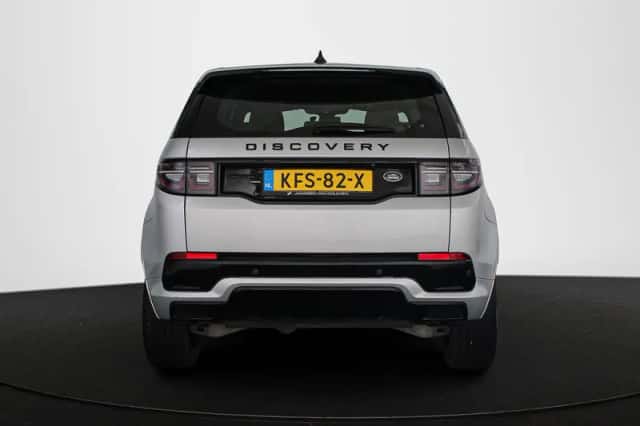 Land Rover Discovery Sport (2021) thumbnail 15