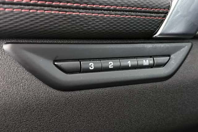 Land Rover Discovery Sport (2021) thumbnail 19