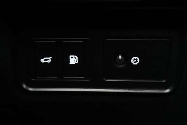 Land Rover Discovery Sport (2021) thumbnail 27