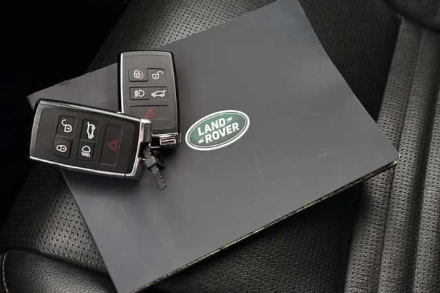 Land Rover Discovery Sport (2021) thumbnail 29