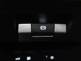 Land Rover Discovery Sport (2021) thumbnail 43