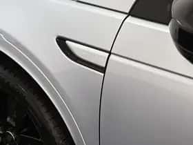 Land Rover Discovery Sport (2021) thumbnail 45