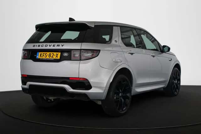 Land Rover Discovery Sport (2021) thumbnail 3