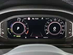 Volkswagen Arteon (2022) thumbnail 13
