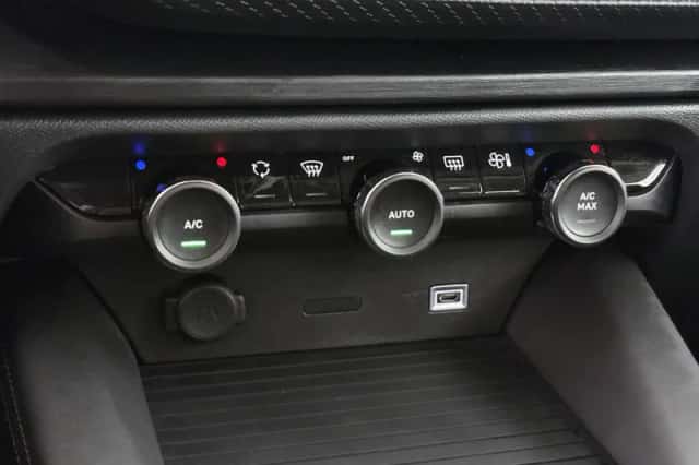 Citroën C5 X (2024) thumbnail 37
