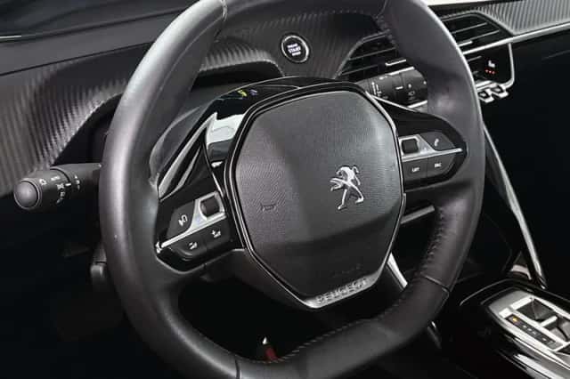 Peugeot e-208 (2023) thumbnail 12