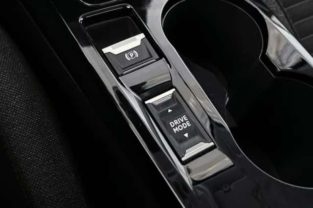 Peugeot e-208 (2023) thumbnail 35