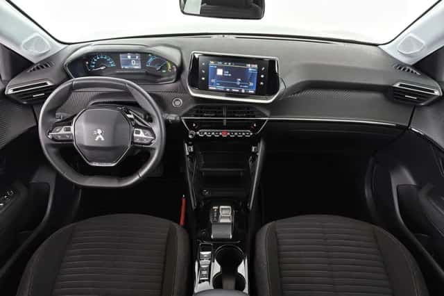 Peugeot e-208 (2023) thumbnail 7