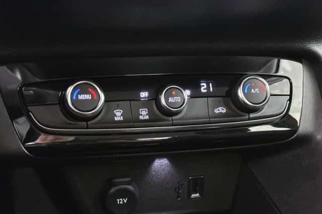 Opel Corsa-e (2023) thumbnail 34
