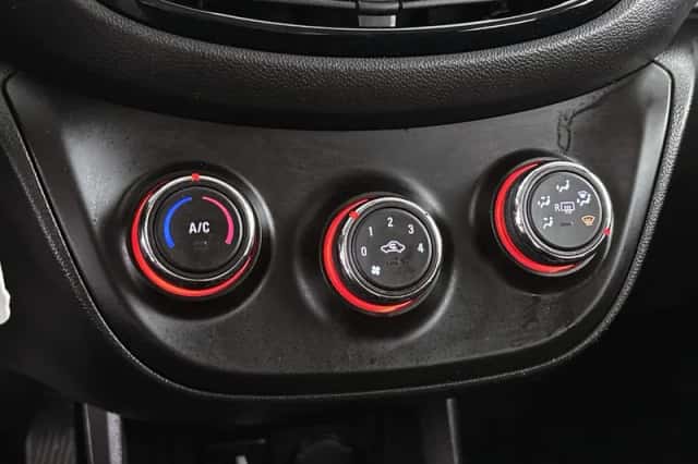 Opel Karl (2019) thumbnail 18