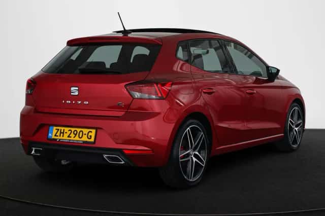 SEAT Ibiza (2019) thumbnail 3