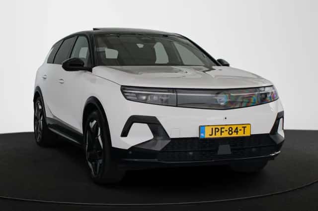 Opel Grandland (2025) thumbnail 2