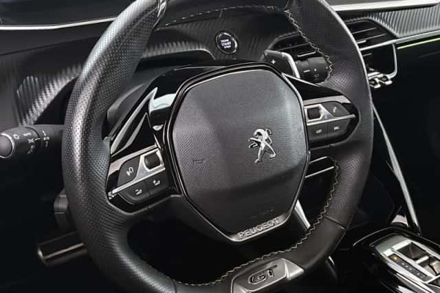 Peugeot 2008 (2023) thumbnail 12
