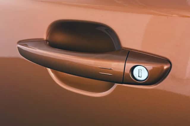 Peugeot 2008 (2023) thumbnail 18