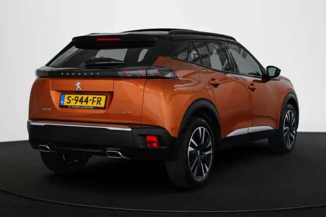 Peugeot 2008 (2023) thumbnail 3