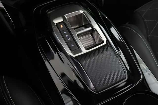 Peugeot 2008 (2023) thumbnail 27