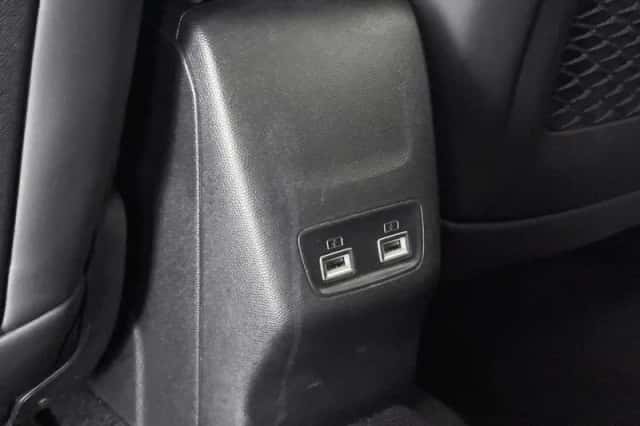 Peugeot 2008 (2023) thumbnail 33