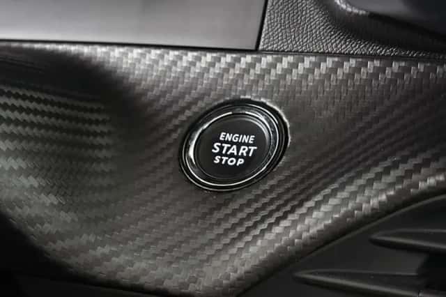 Peugeot 2008 (2023) thumbnail 37