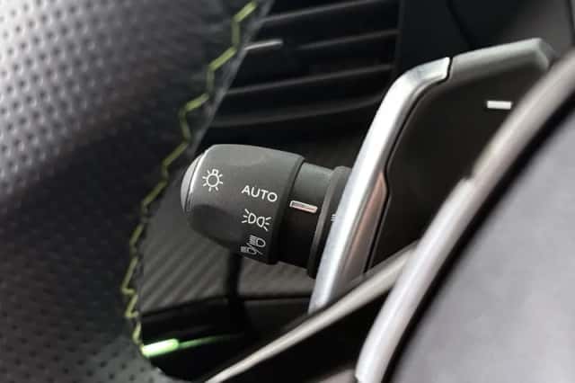 Peugeot 2008 (2023) thumbnail 40