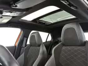 Peugeot 2008 (2023) thumbnail 8
