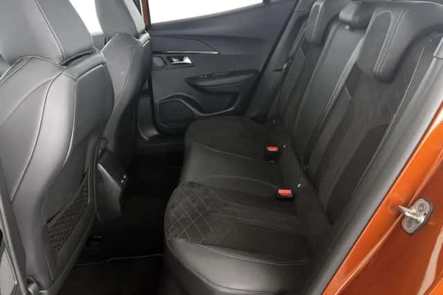 Peugeot 2008 (2023) thumbnail 9